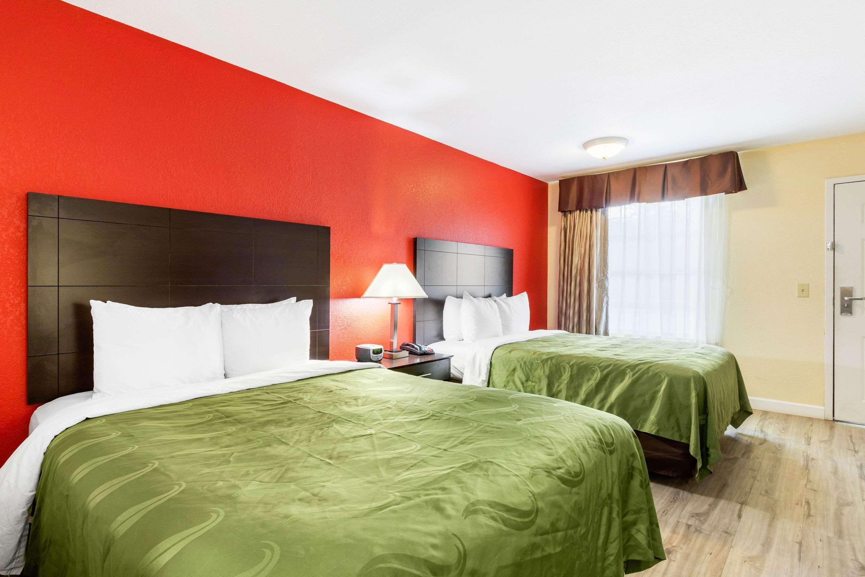 Quality Inn & Suites Лексінґтон Екстер'єр фото