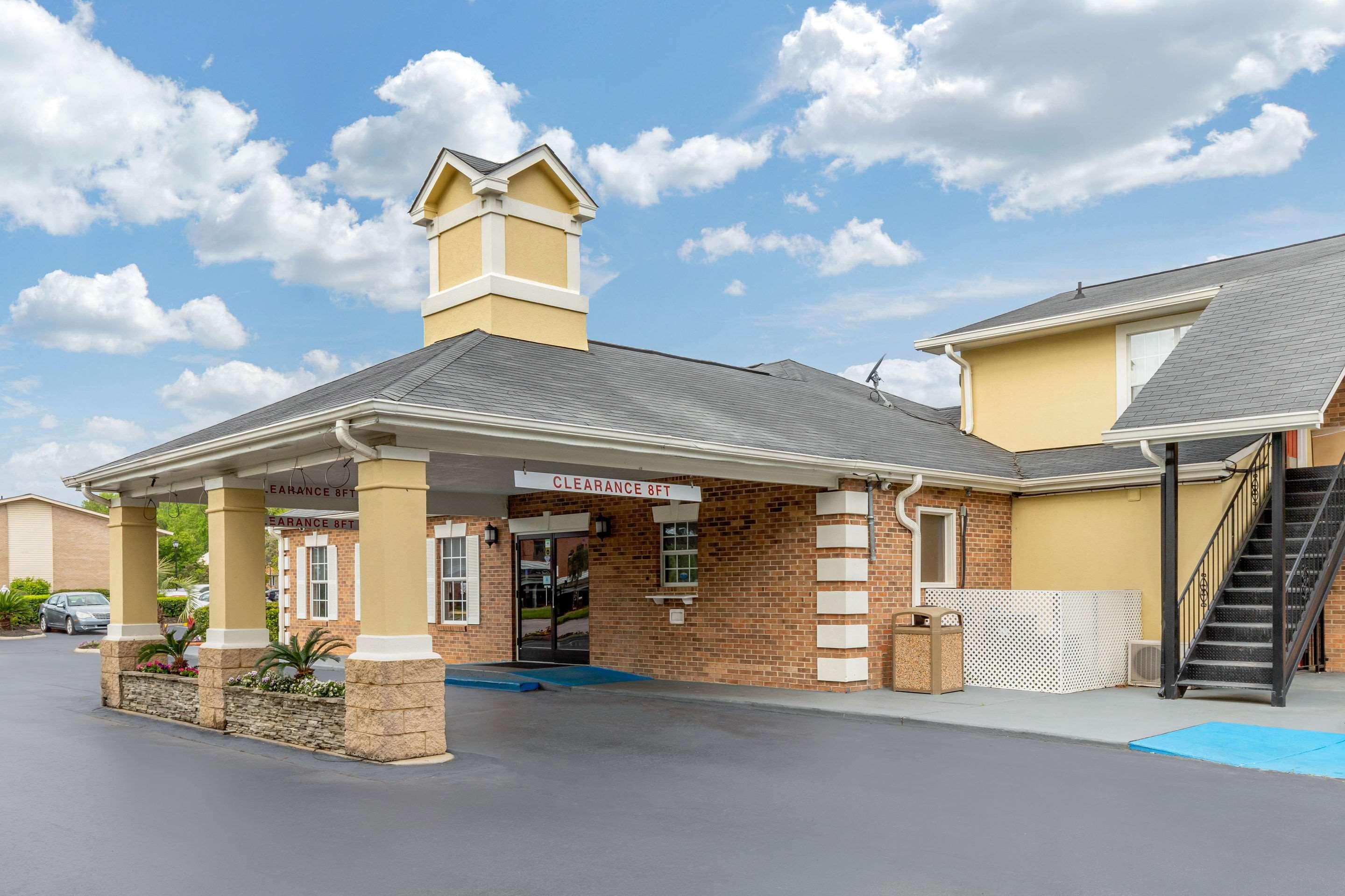 Quality Inn & Suites Лексінґтон Екстер'єр фото