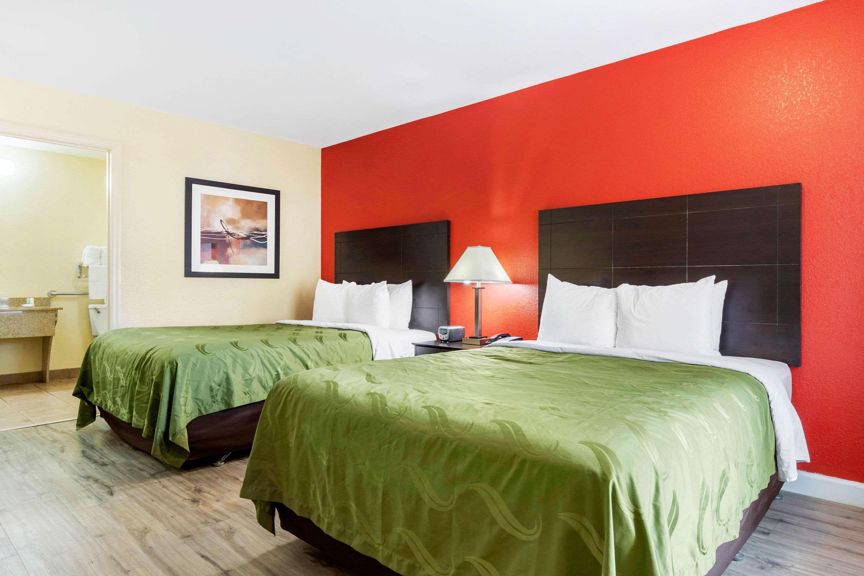 Quality Inn & Suites Лексінґтон Екстер'єр фото