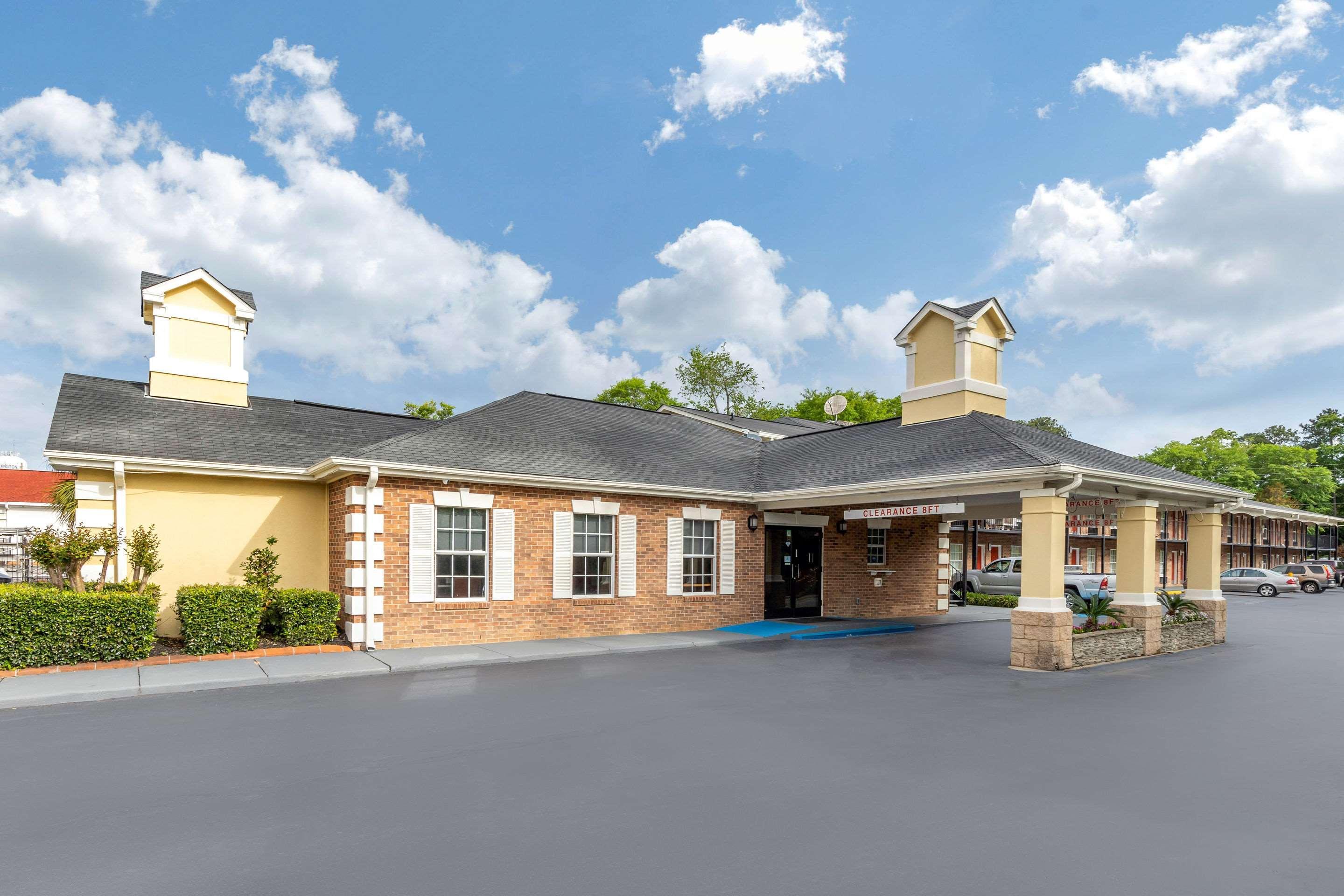 Quality Inn & Suites Лексінґтон Екстер'єр фото