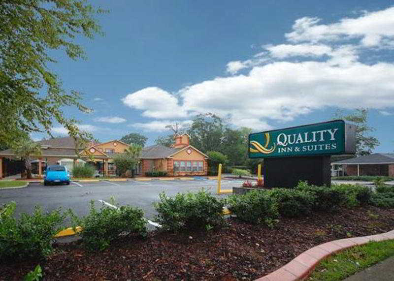 Quality Inn & Suites Лексінґтон Екстер'єр фото